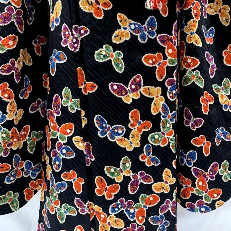 511ag40□七五三 七歳 女児 着物&袋帯 総柄 蝶文様 黒□美品