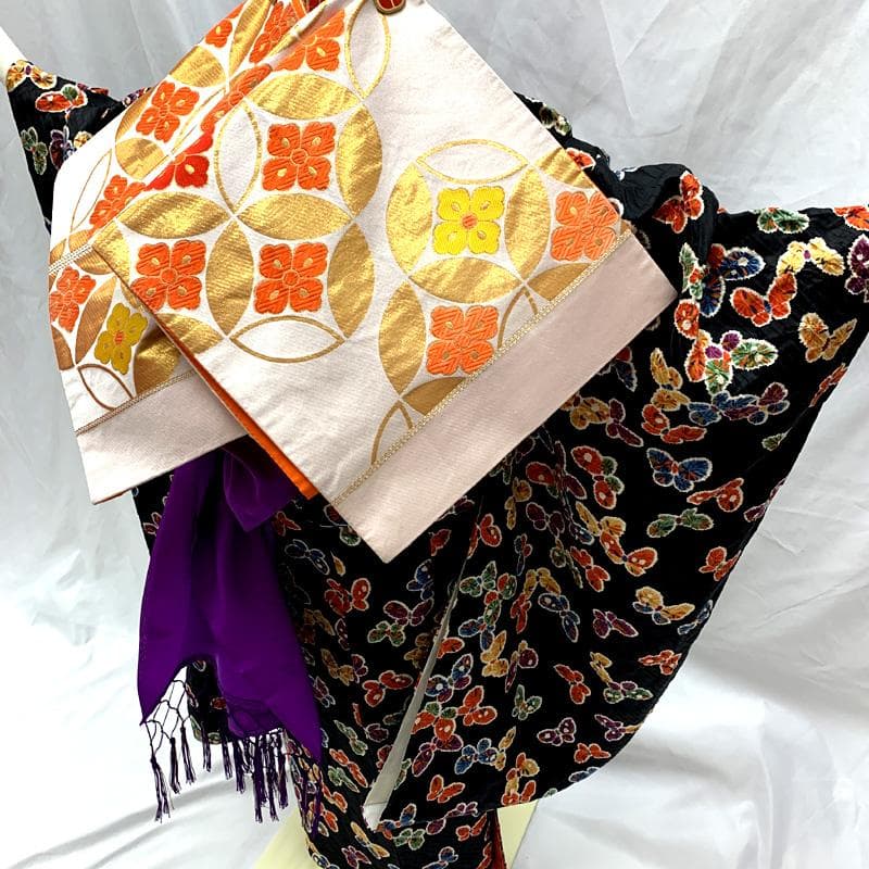 511ag40□七五三 七歳 女児 着物&袋帯 総柄 蝶文様 黒□美品