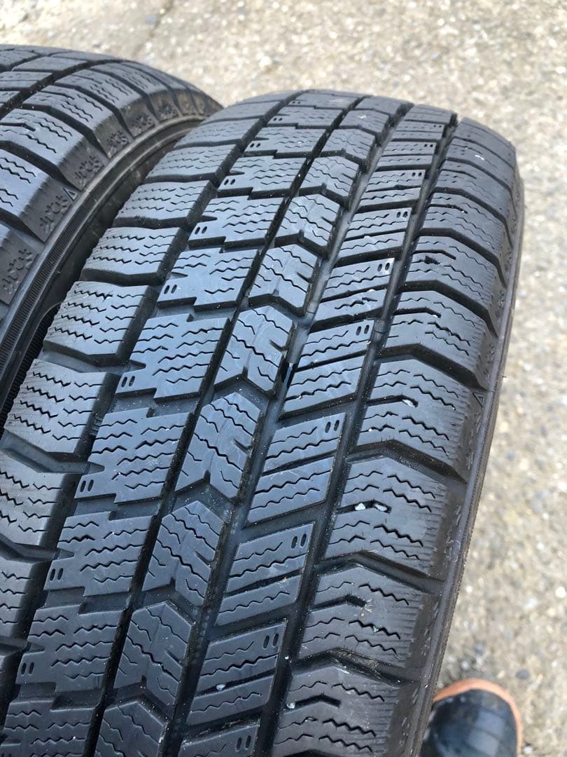 ☆溝あり☆グッドイヤー ICE NAVI 165/65r15 22年製