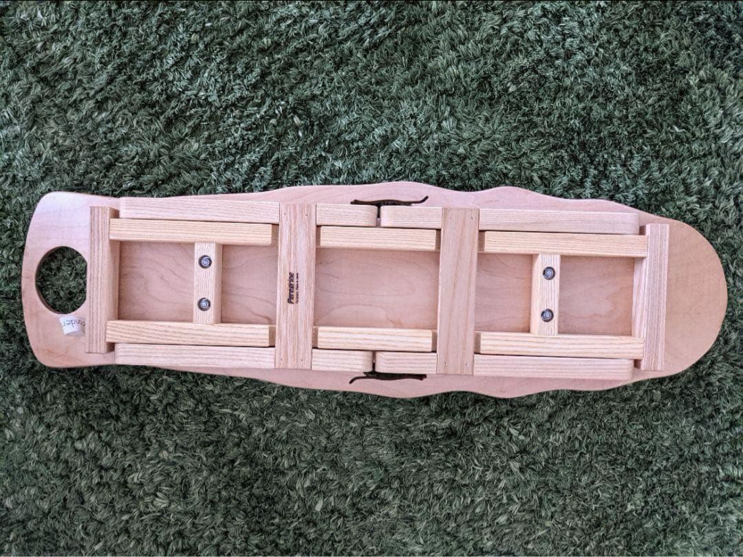 AlexanderLeeChang スケートボードテーブル