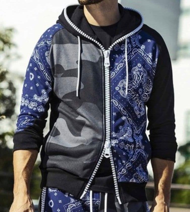 ア*ん様 新品 1PIU1UGUALE3 RELAX カモ×ペイズリー スウェッ