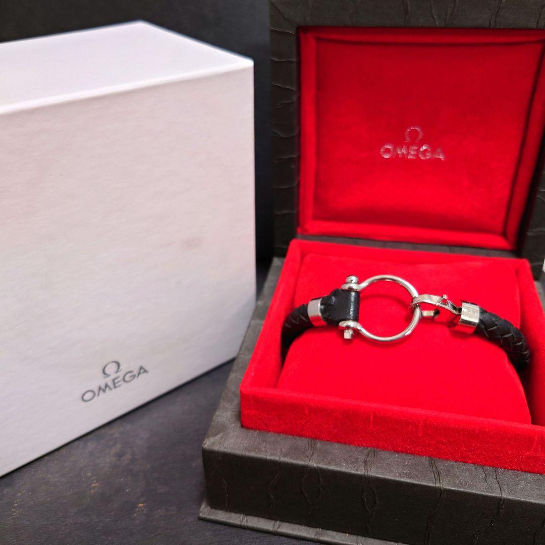 OMEGA イントレチャート 編み込み レザー ブレスレット Мサイズ