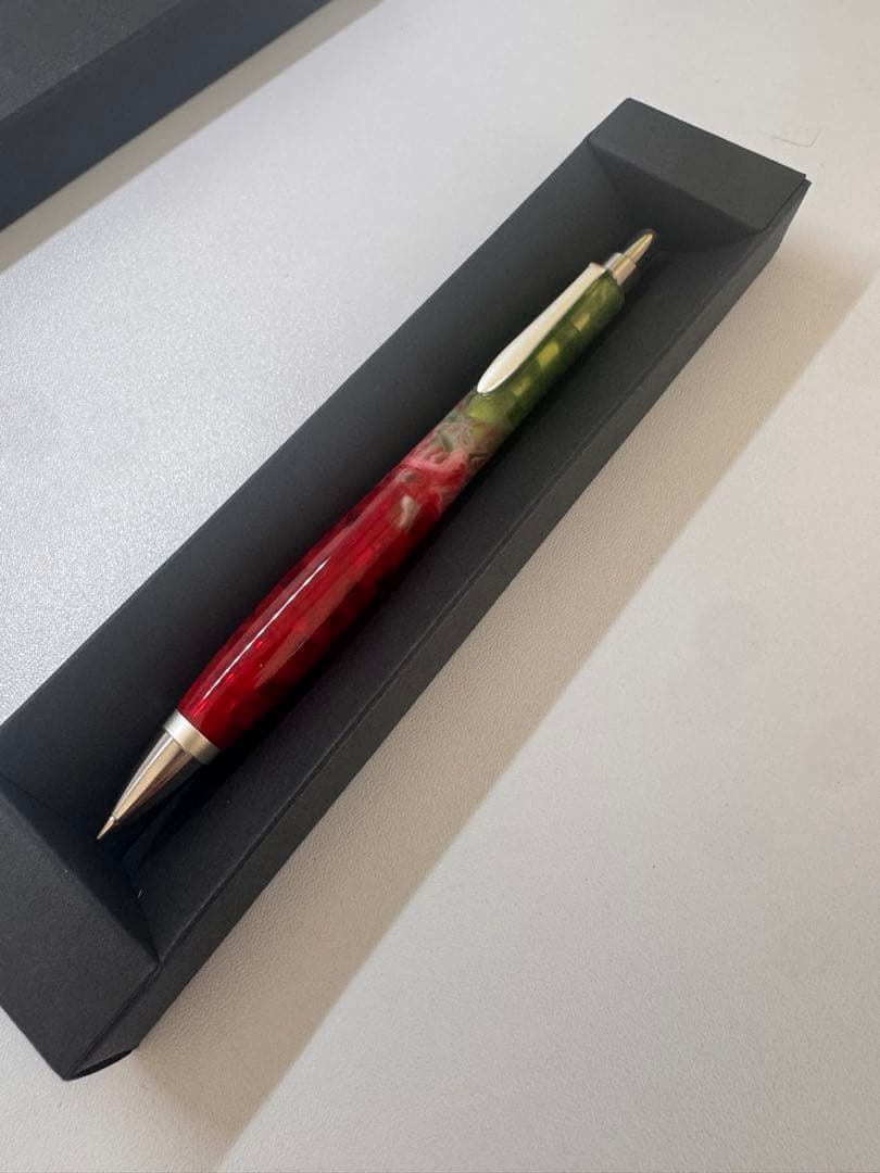 ウッドペンクラフト レジンペン 朱椿 0.7