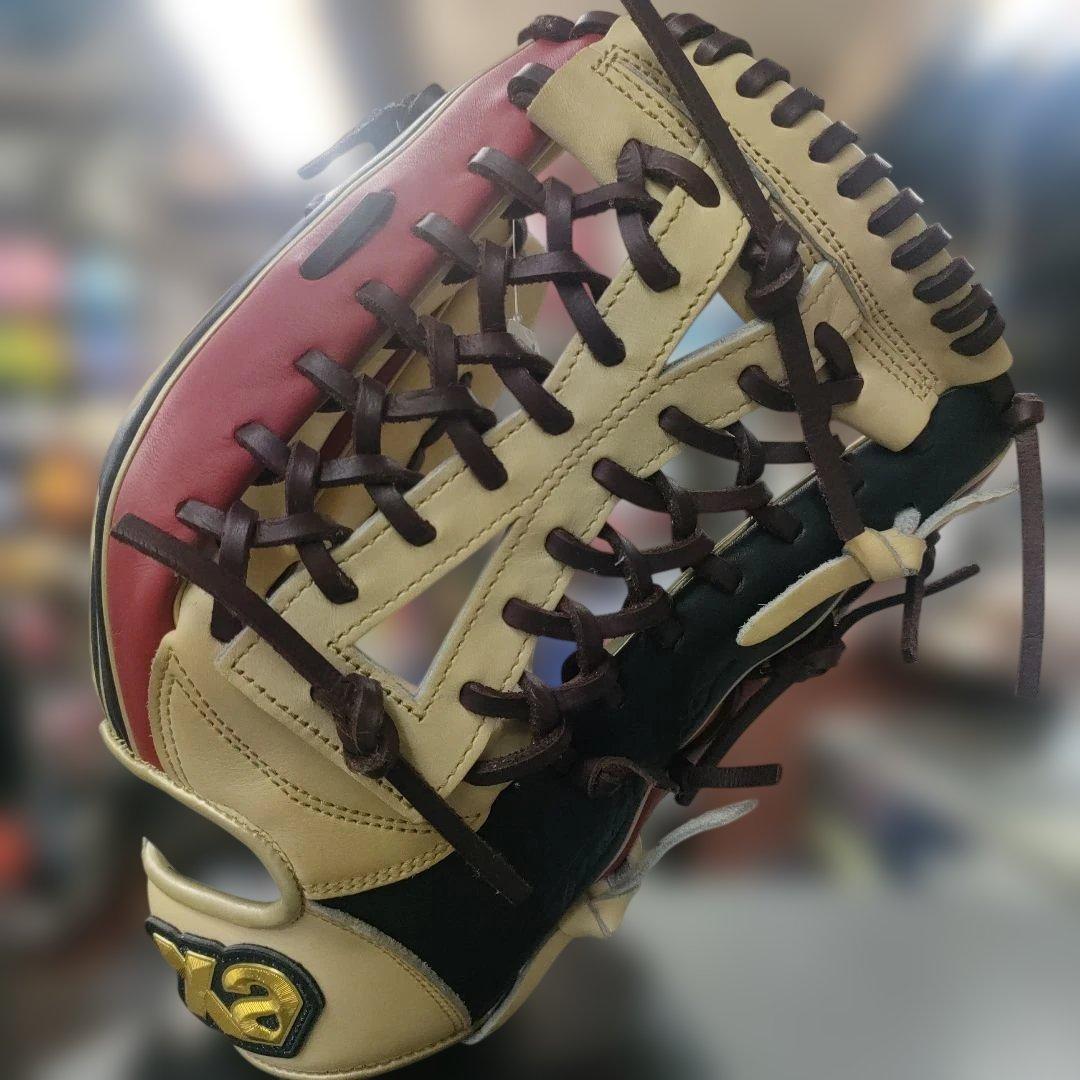 軟式トラスト［カラフルライン］（サイズ32.0cm）外野手用【PG1型】右投用