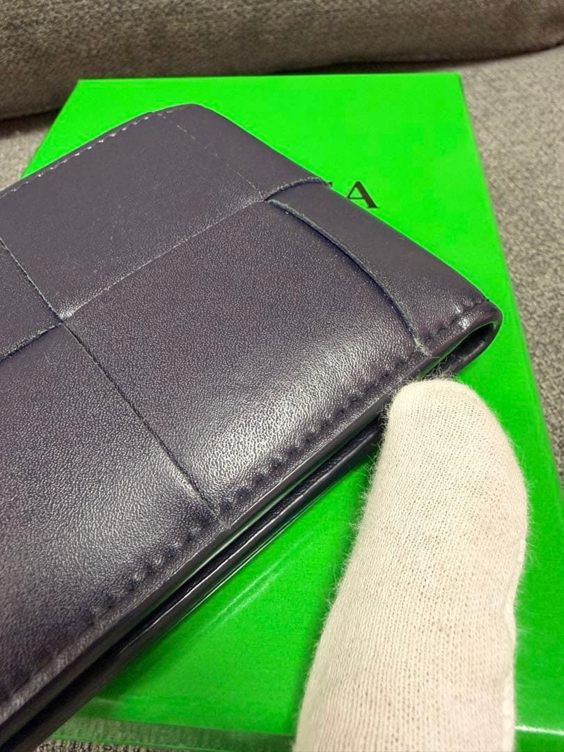 BOTTEGA VENETA ボッテガ ヴェネタ カセット レザー 二つ折り財布