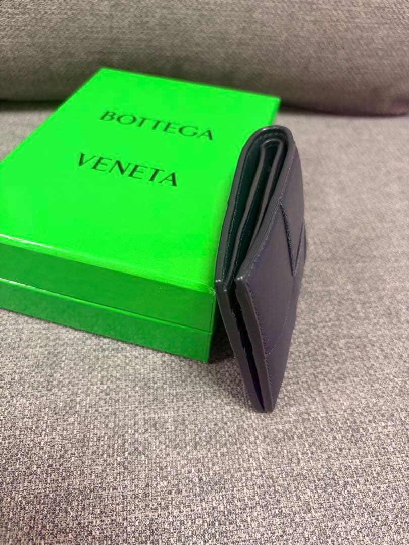 BOTTEGA VENETA ボッテガ ヴェネタ カセット レザー 二つ折り財布