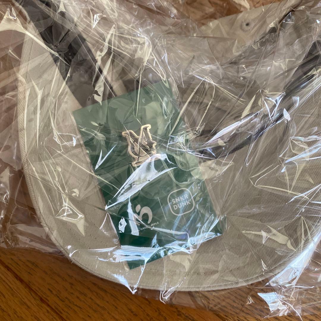 Mrs.GREEN APPLE x SNKRDUNK \NEWERA ベージュ