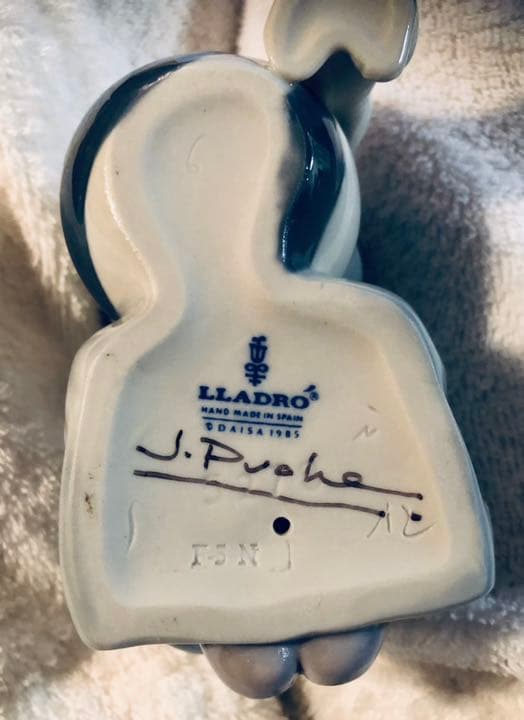 リヤドロ LLADRO 人形 2体　彫刻家Jose Puche 肉筆サイン