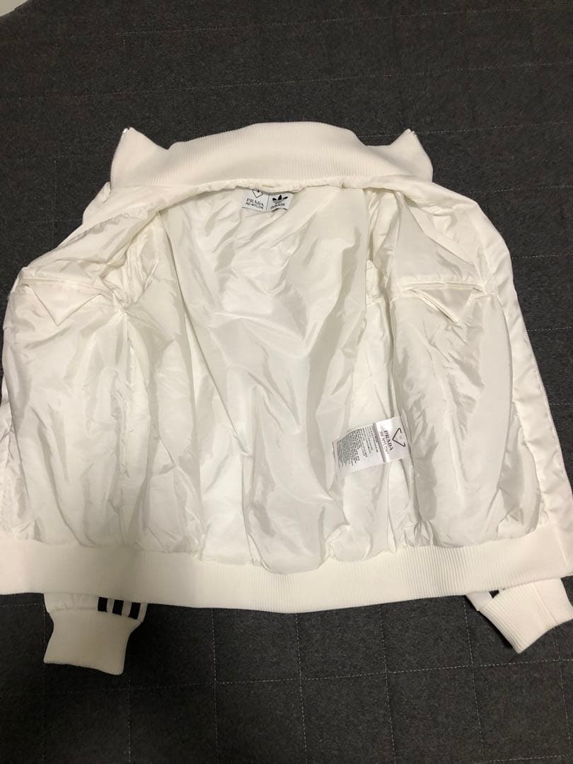 PRADA adidas RE-NYLON ジップジャケット プレート3本ライン