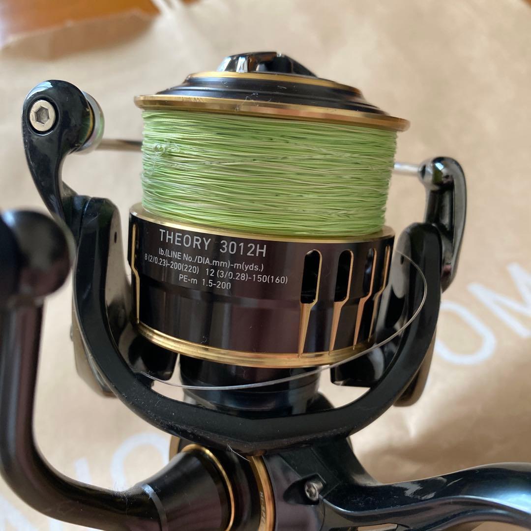 DAIWA THEORY 3012H スピニングリール　セオリー