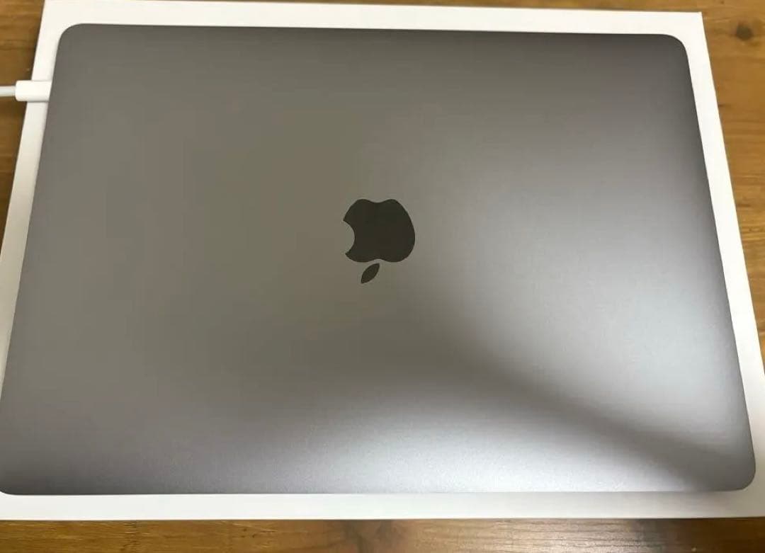 Apple MacBook Pro 13-inch M1 2020 本体 外箱付