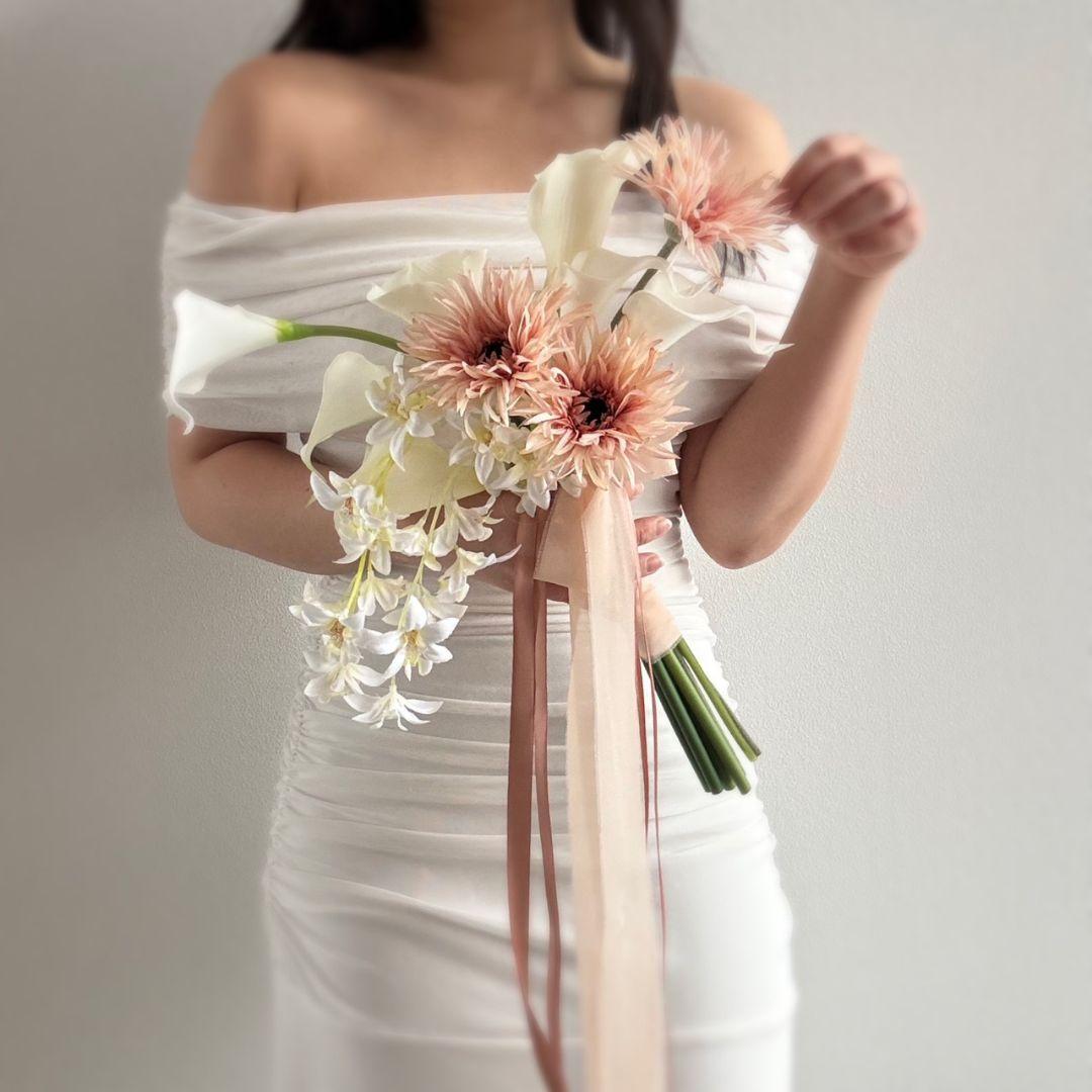 アーティフィシャルフラワー ＊ ウェディングブーケ 韓国 ブーケ クラッチブーケ