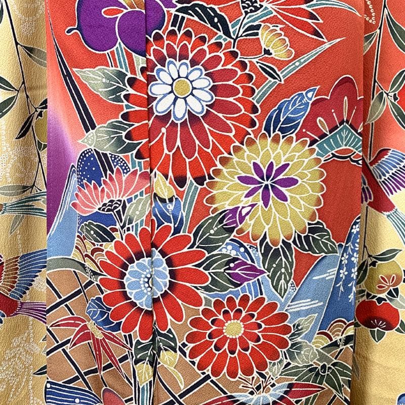 512z3〇小柄な方にも 紅型振袖 菊 橘 鳥 辛子色〇美品 成人式 結婚式