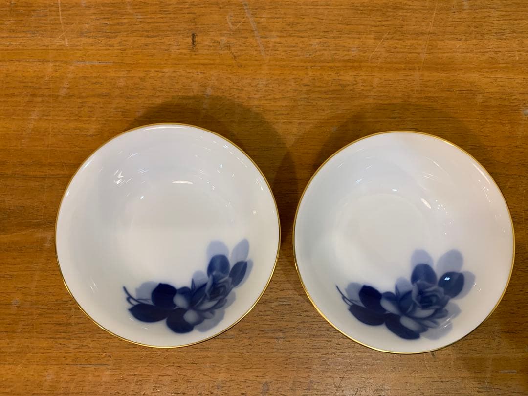 N1129-23★Okura China 青い花模様 ボウル 4個セット