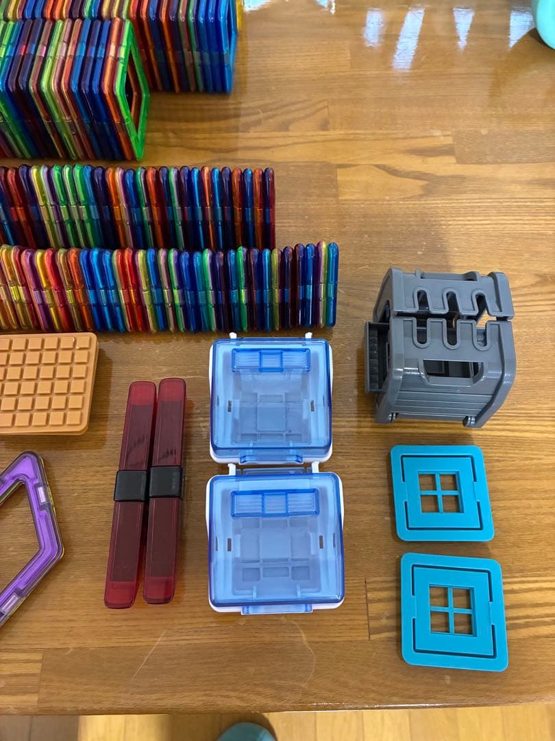 ボーネルンド・マグフォーマー磁石知育玩具