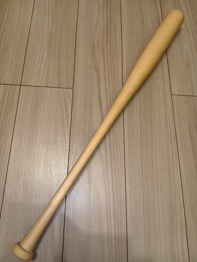 り*お様 ヴィクタス　木製硬式バット　バーチ　84㎝　中古品