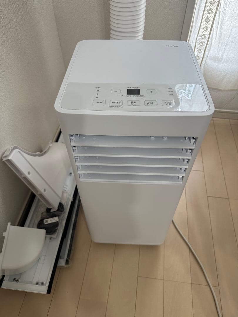 ポータブルエアコン IPK-2305S 新品同様　アイリスオーヤマ