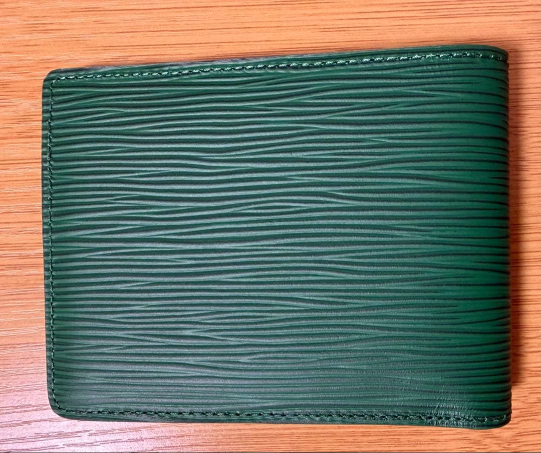 Louis Vuitton エピレザー 二つ折り財布 PF MULTIPLE