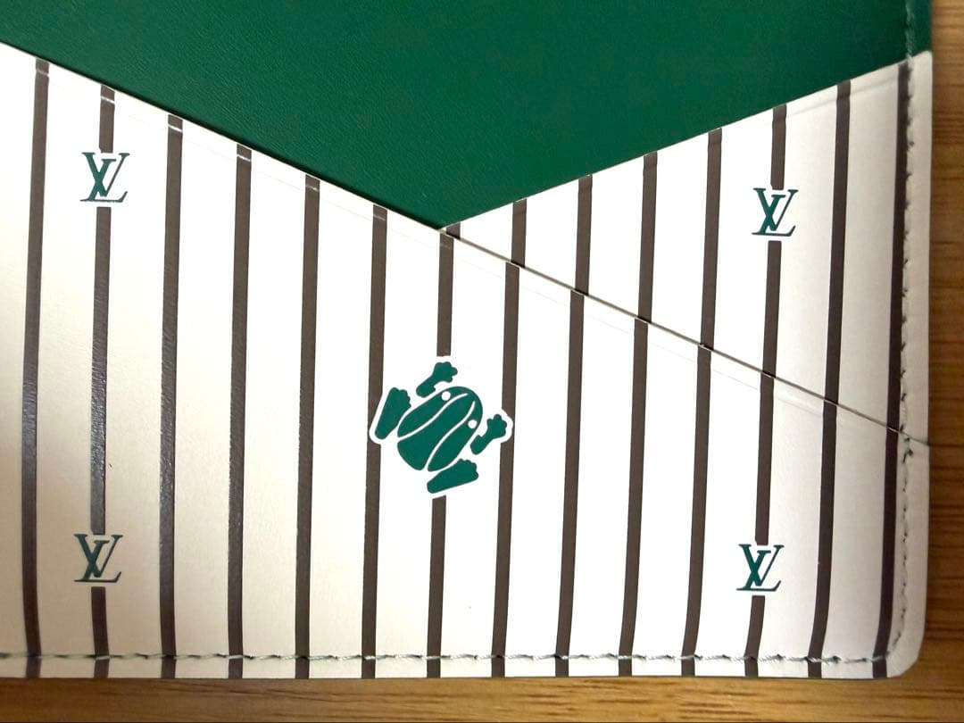 Louis Vuitton エピレザー 二つ折り財布 PF MULTIPLE