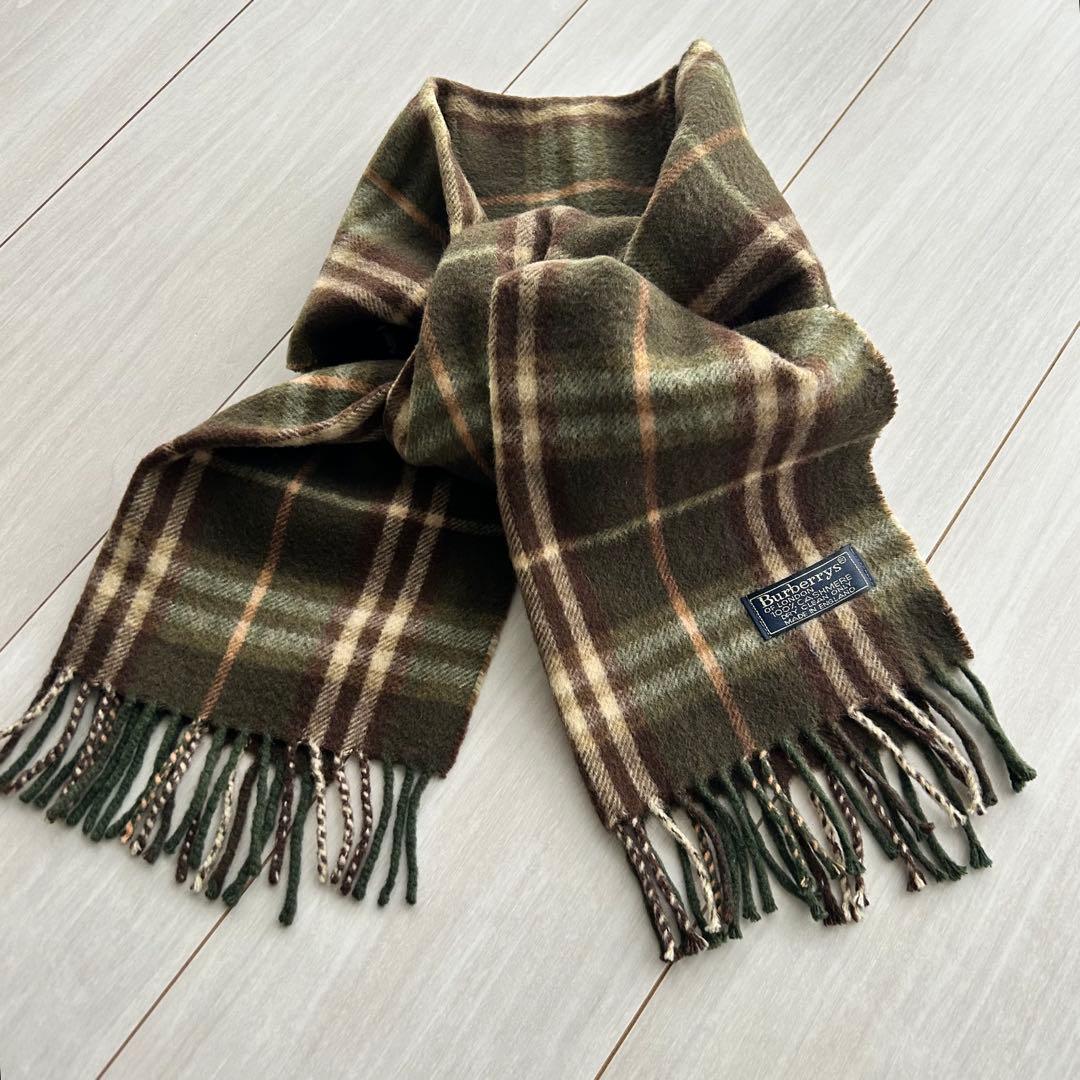 美品　Burberrys 100% CASHMERE マフラー
