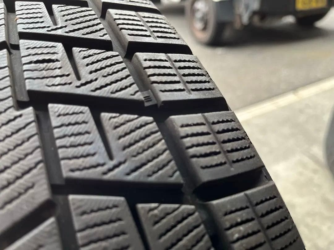 ヨコハマ205/60R16 アイスガード6 4本