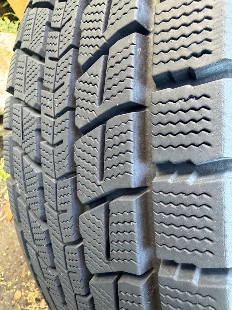 Dunlop 225/65R17冬用タイヤホイール セット