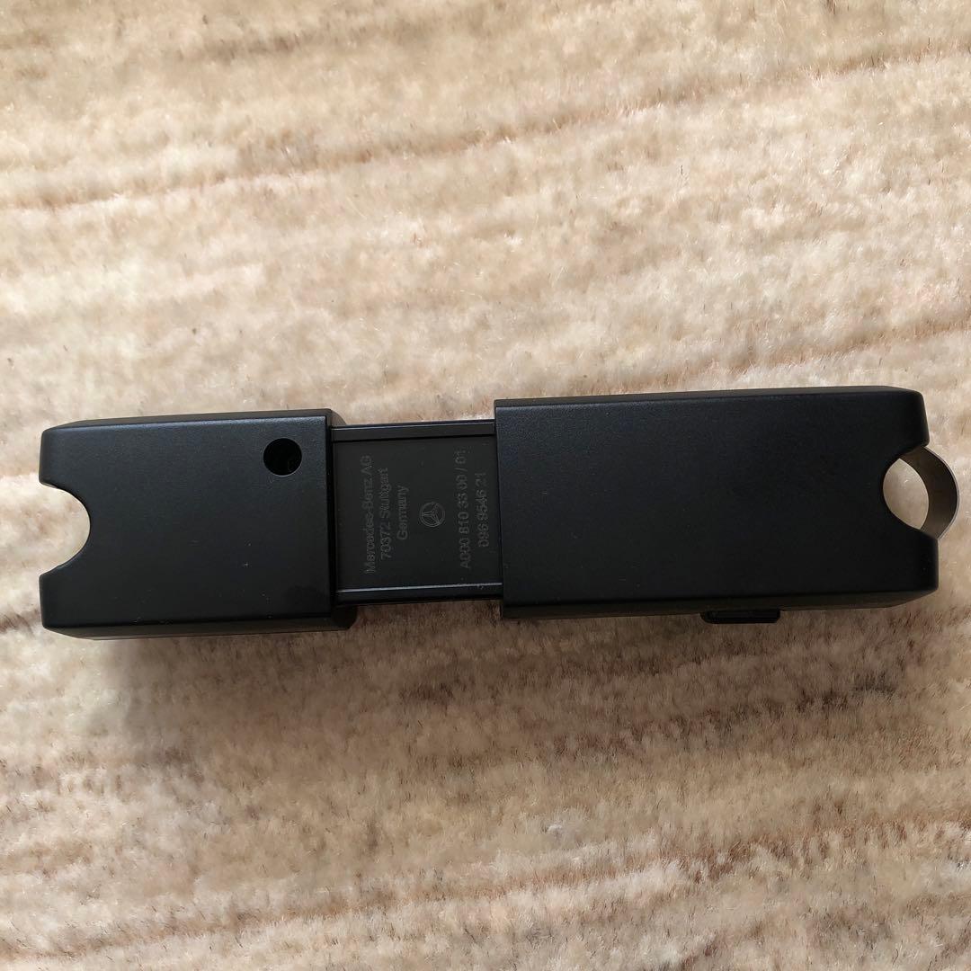 【取付金具付き】ベンツ　テーブル