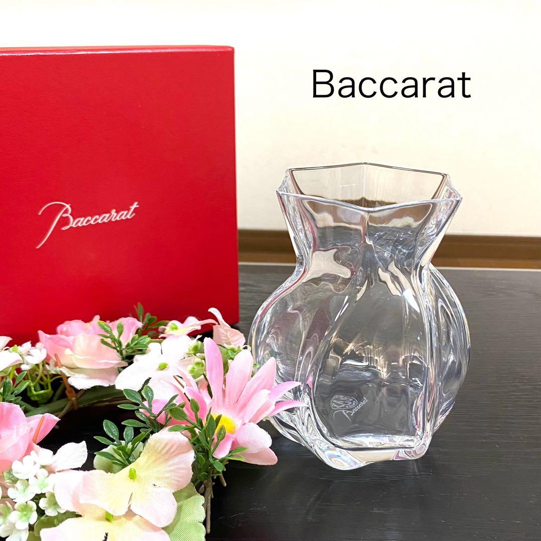 Baccaratコローユ　フラワーベース　　花瓶