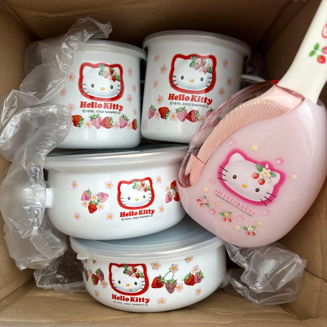 キティ　いちご　ホーロー　保存容器　鍋　マグカップ