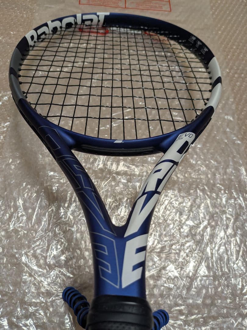 使用30分のみの新品同様品☆特価☆ バボラ エボドライブ115ウインブルドン