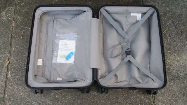 MUJI 無印良品　バーを自由に調節できるハードキャリーケース 35L