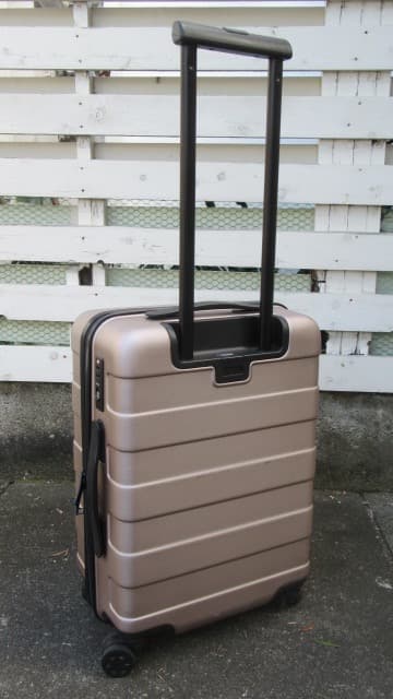 MUJI 無印良品　バーを自由に調節できるハードキャリーケース 35L