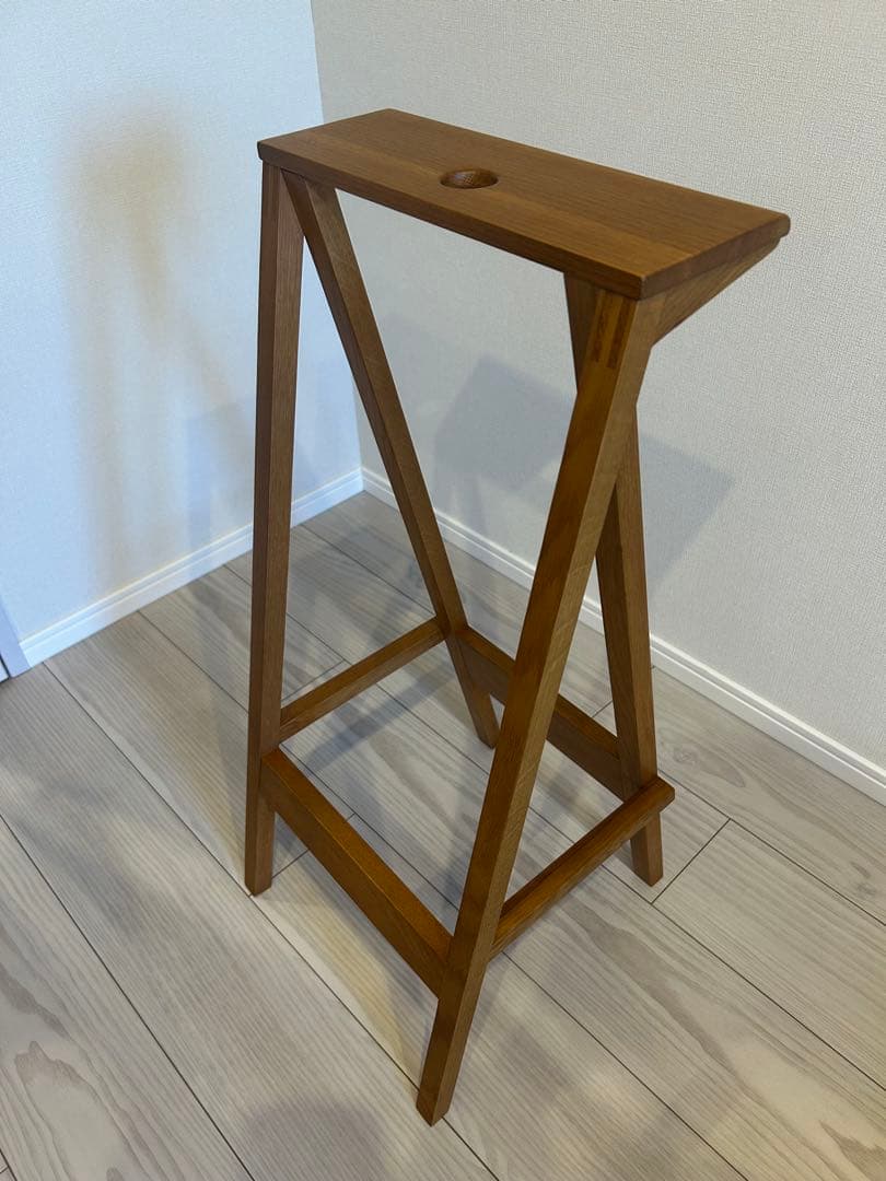 ハイスツール、2脚にも1脚にもなる優れもの