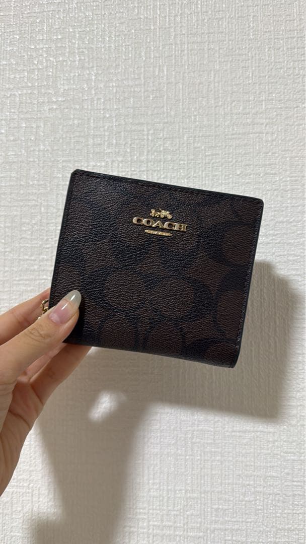 COACH 2つ折り財布