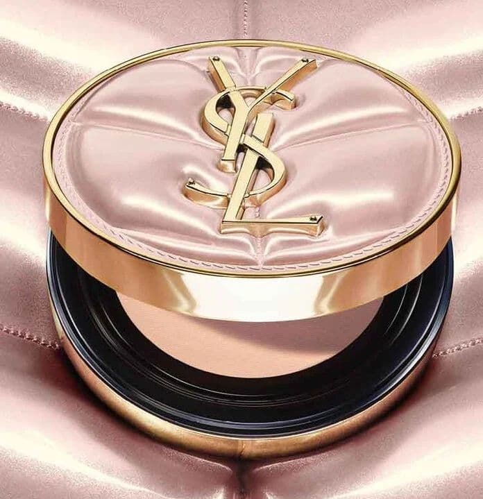 イヴサンローラン　ラディアント タッチ グロウパクト　BR10　コレクター