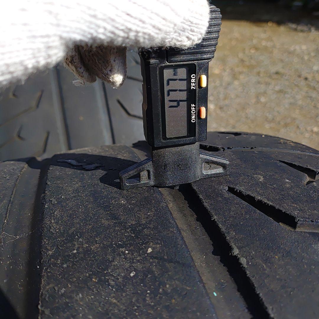 タイヤ・ホイール CONTINENTAL EXTREMECONTACT 335/30ZR18