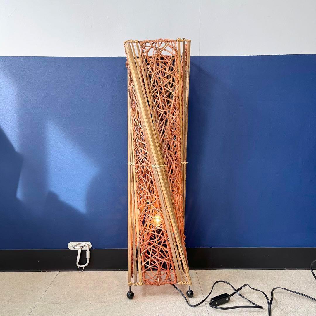 【インパクト大】ねじれライト 間接照明 和風 バリ風 スタイリッシュ おしゃれ