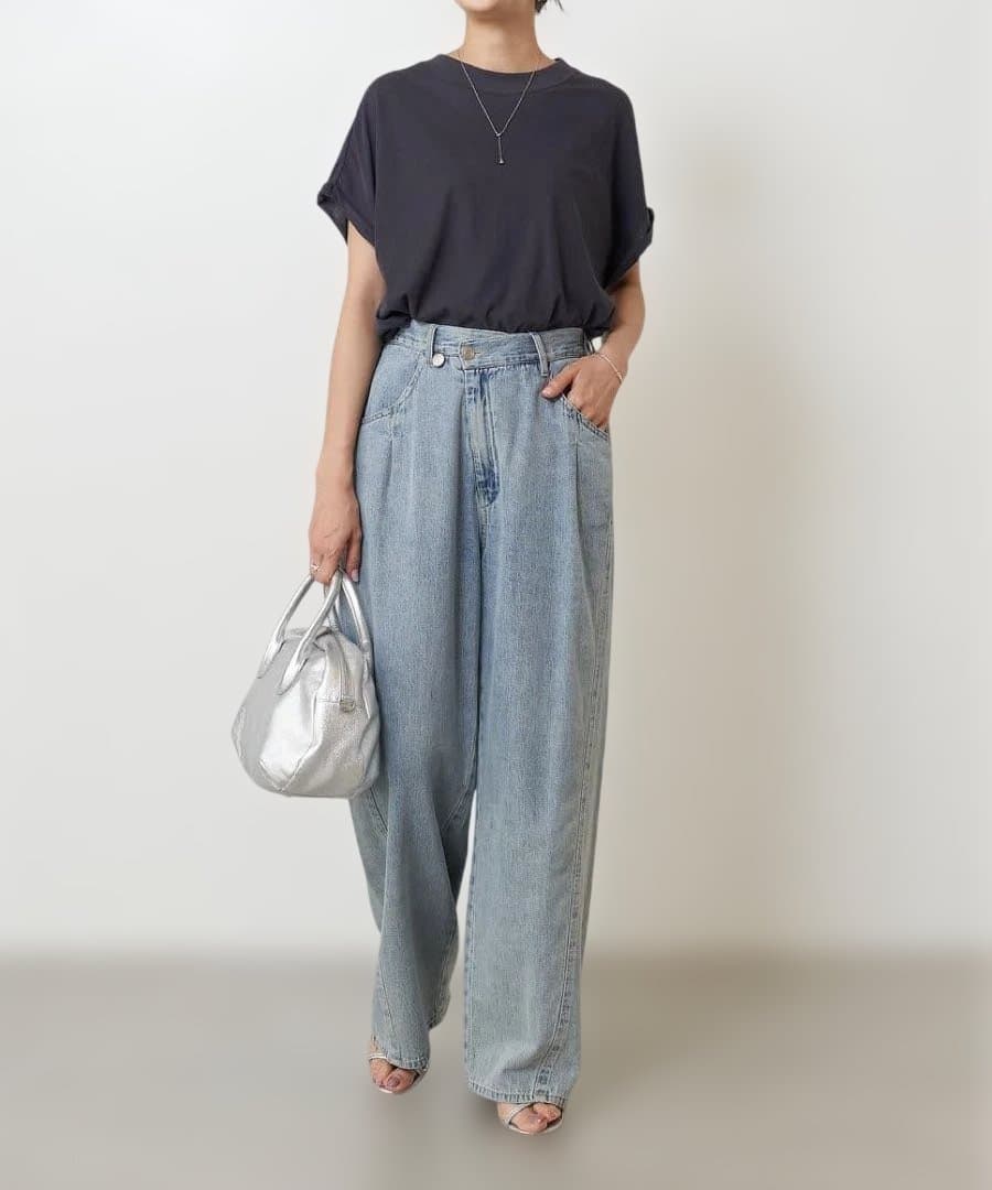 ふく 新品タグ付 BEARDSLEY ビアズリー ラップ風デニム