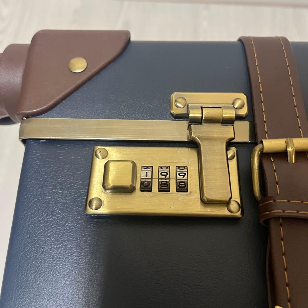 EURASIA ユーラシア　 アンティーク　キャリーケース　トランク