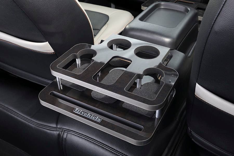 【新品】200ハイエース　ユーアイビークル　リア用マルチホルダー　ダークプライム