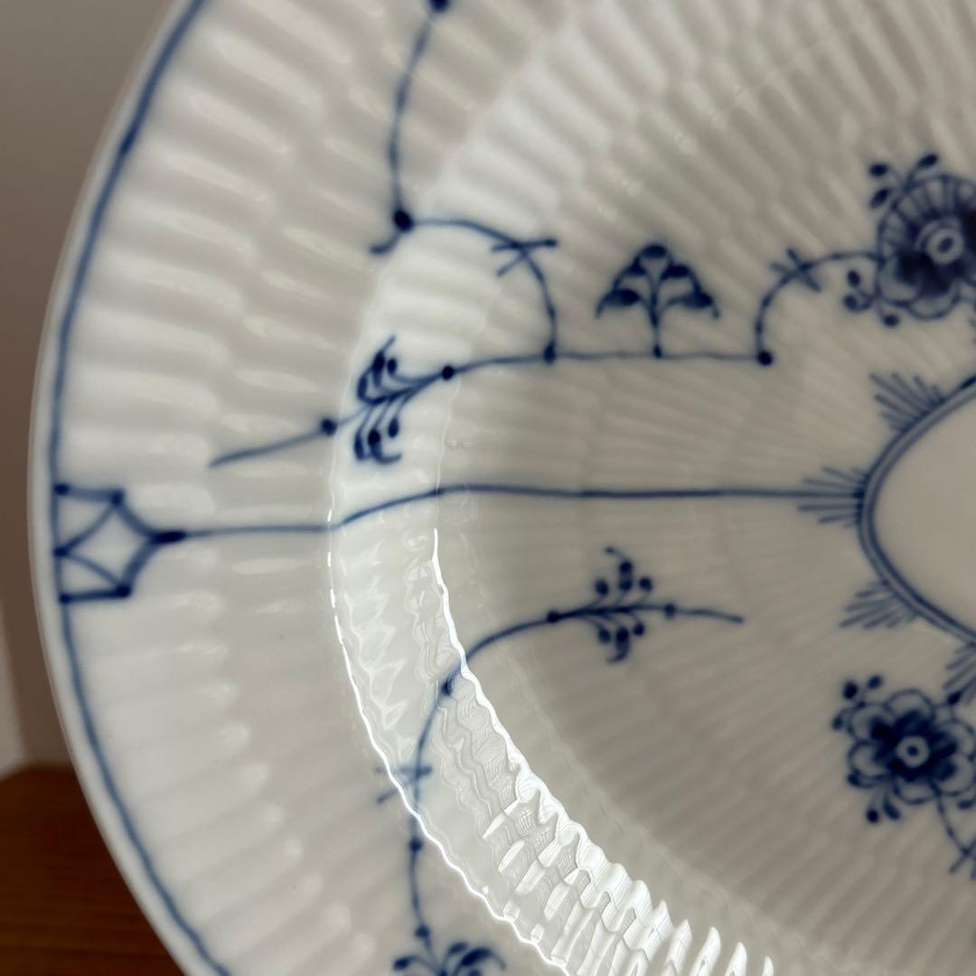 ロイヤルコペンハーゲンブルーフルーテッド•プレイン•オーバルディッシュ•プレート