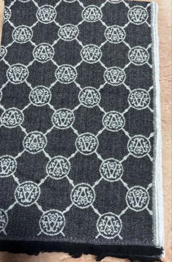新品未使用‼️アンコキーヌモノグラムジャガードストール
