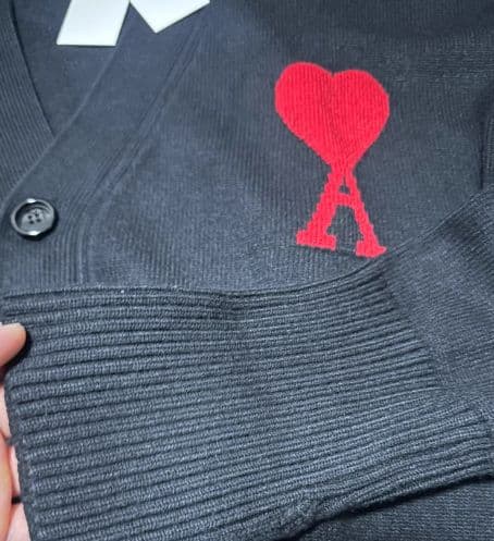 AMI PARIS ブラックニットセーター ハート 男女兼用 M