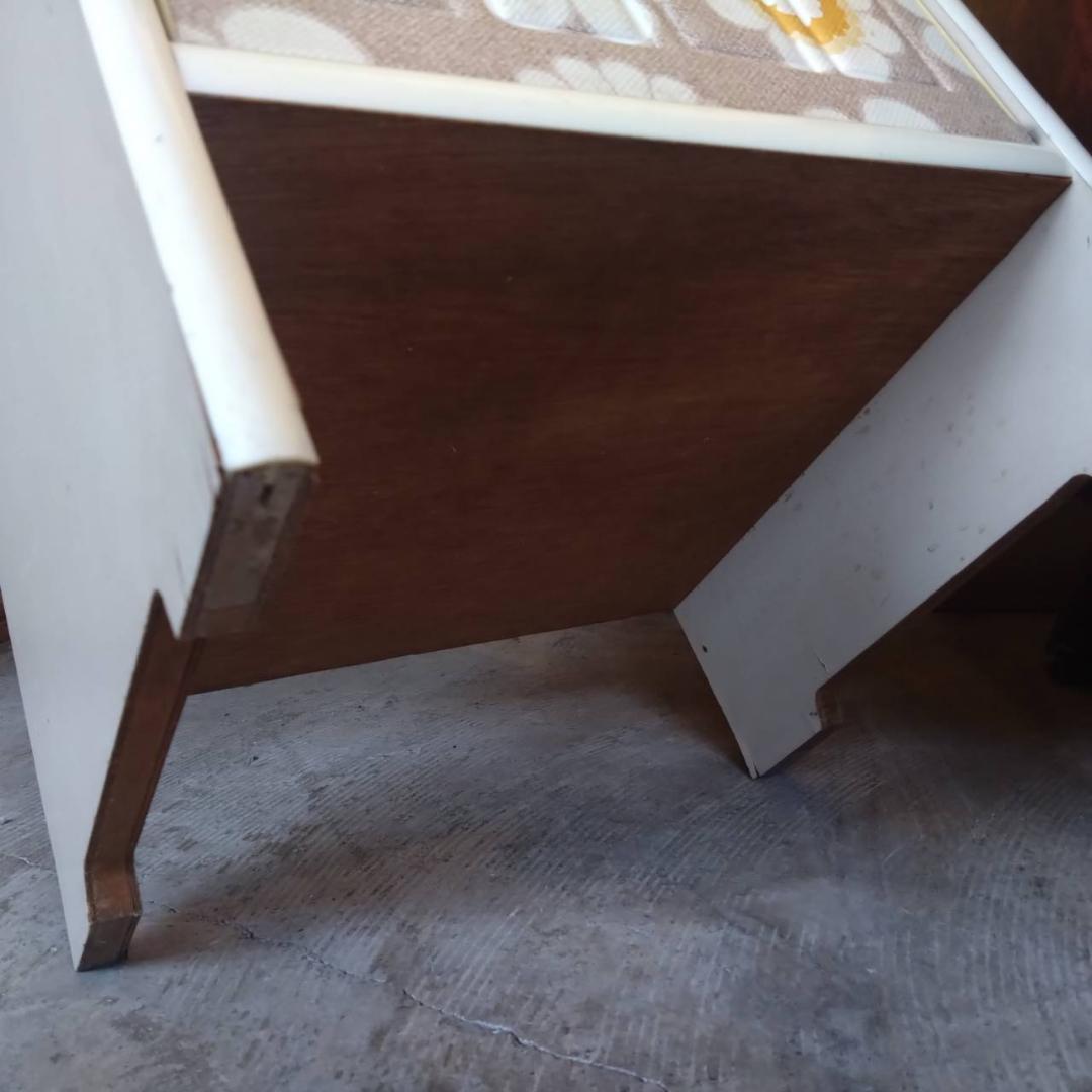 電話台　昭和レトロ　レトロポップ　花柄　収納