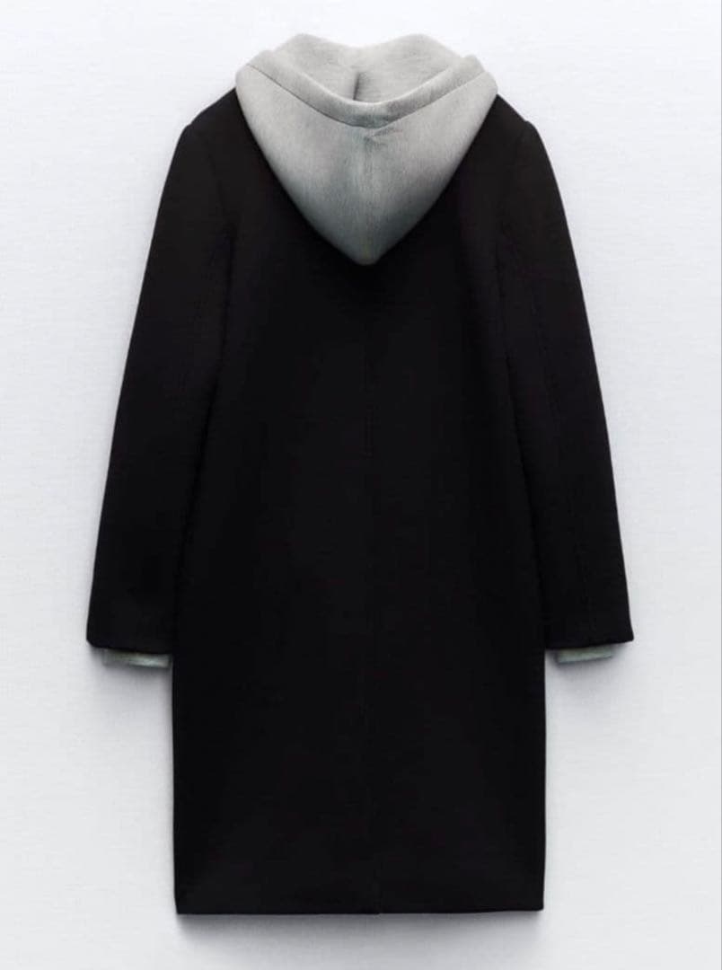 【新品】ZARA コントラストフードコート　Mサイズ　黒×グレー