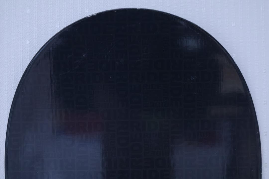 【美品】高速フリーラン RIDE スノボ 板 152cm スノーボード