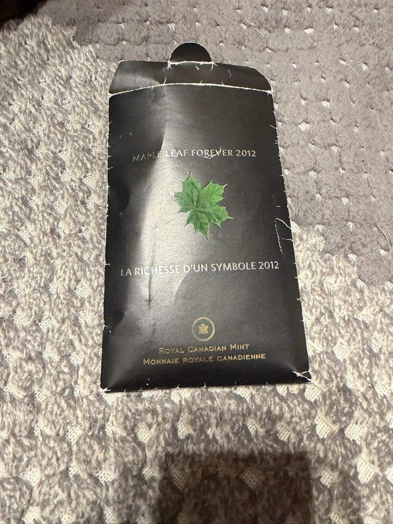 カナダ メイプルリーフ銀貨 2012年 純銀 証明書付