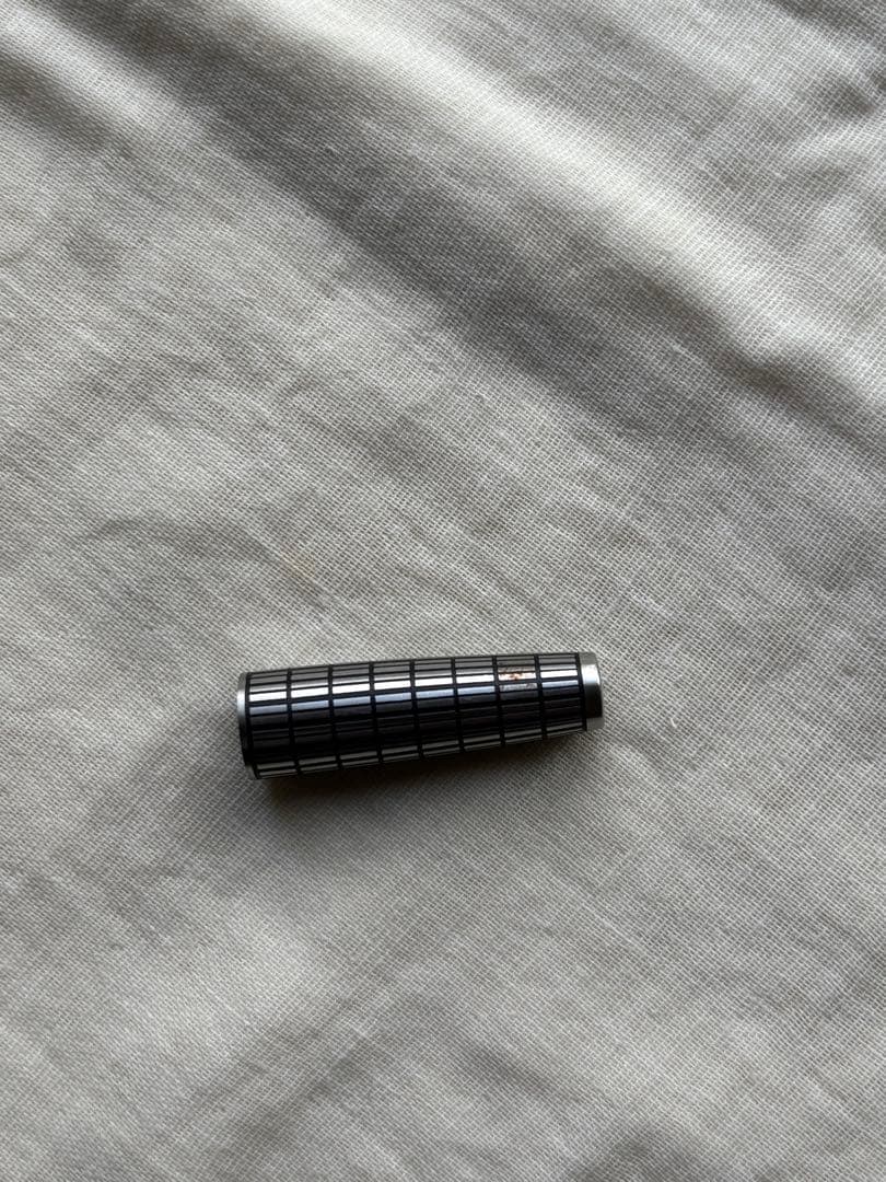 パイロットエリート格子柄万年筆18K