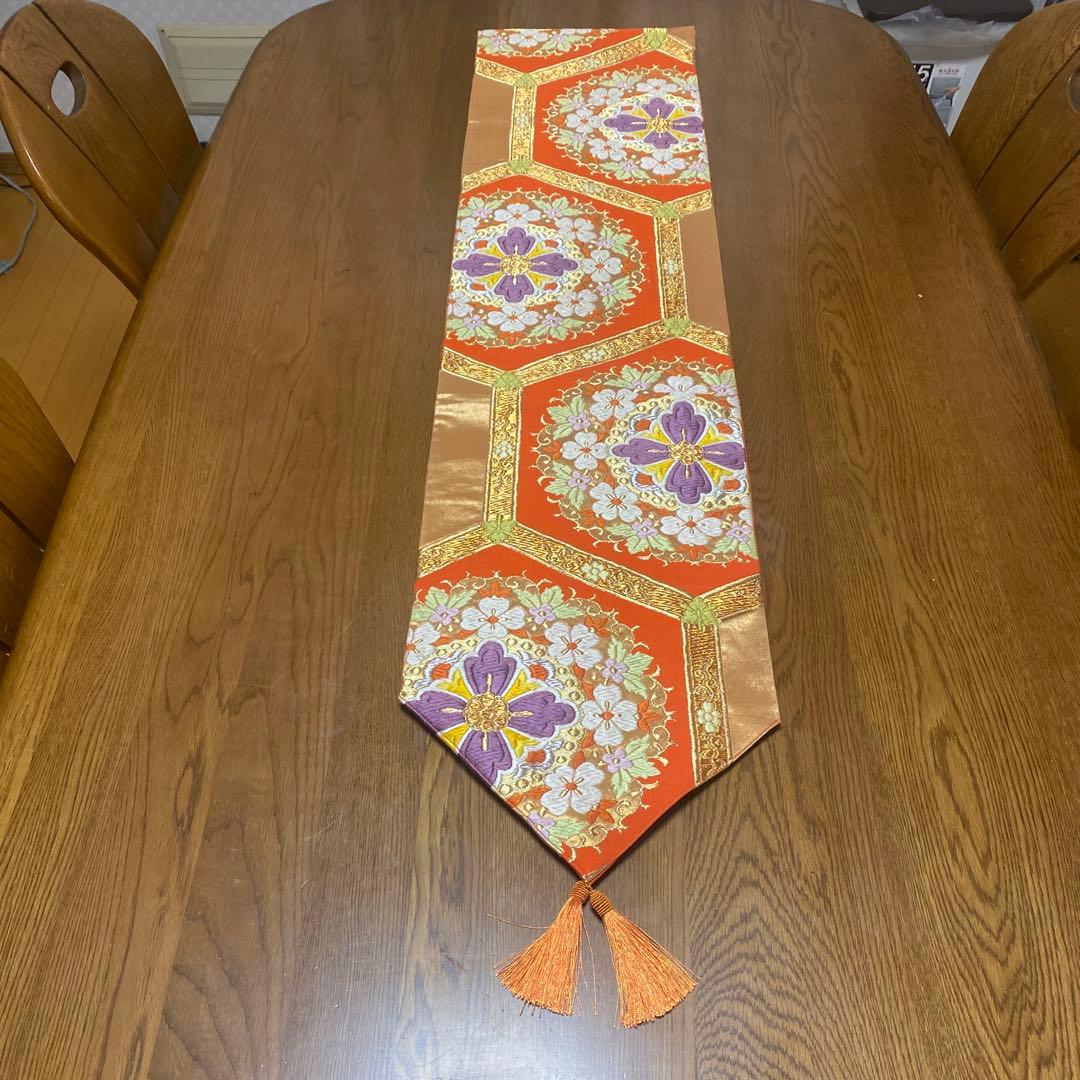 table runner 「華満開」　帯リメイク　正絹