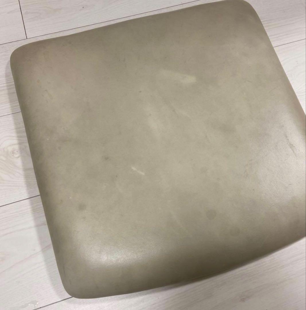 宮崎椅子製作所 革座　Pepe Arm Side